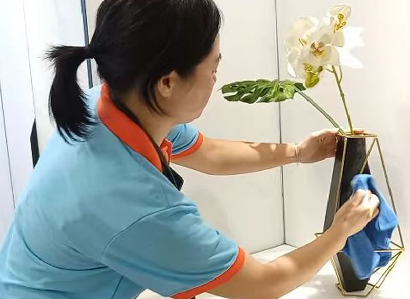 数据显示，我国家政服务从业人员已达3000万人，但仍存在2000万人左右缺口